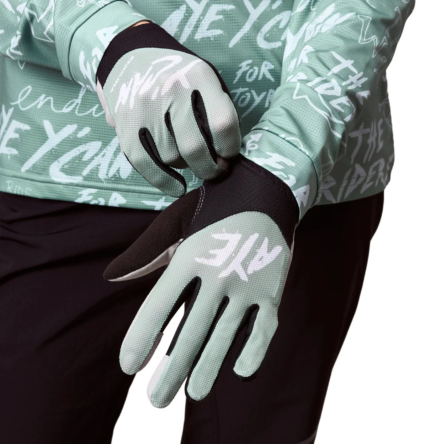 Thumb 3